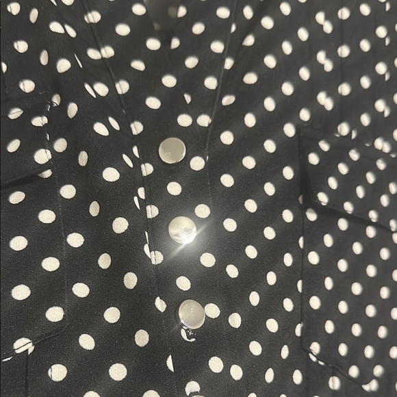 Cocomo Black and White Buttoned Mandarin Collar Blouse - Picture 4 of 8